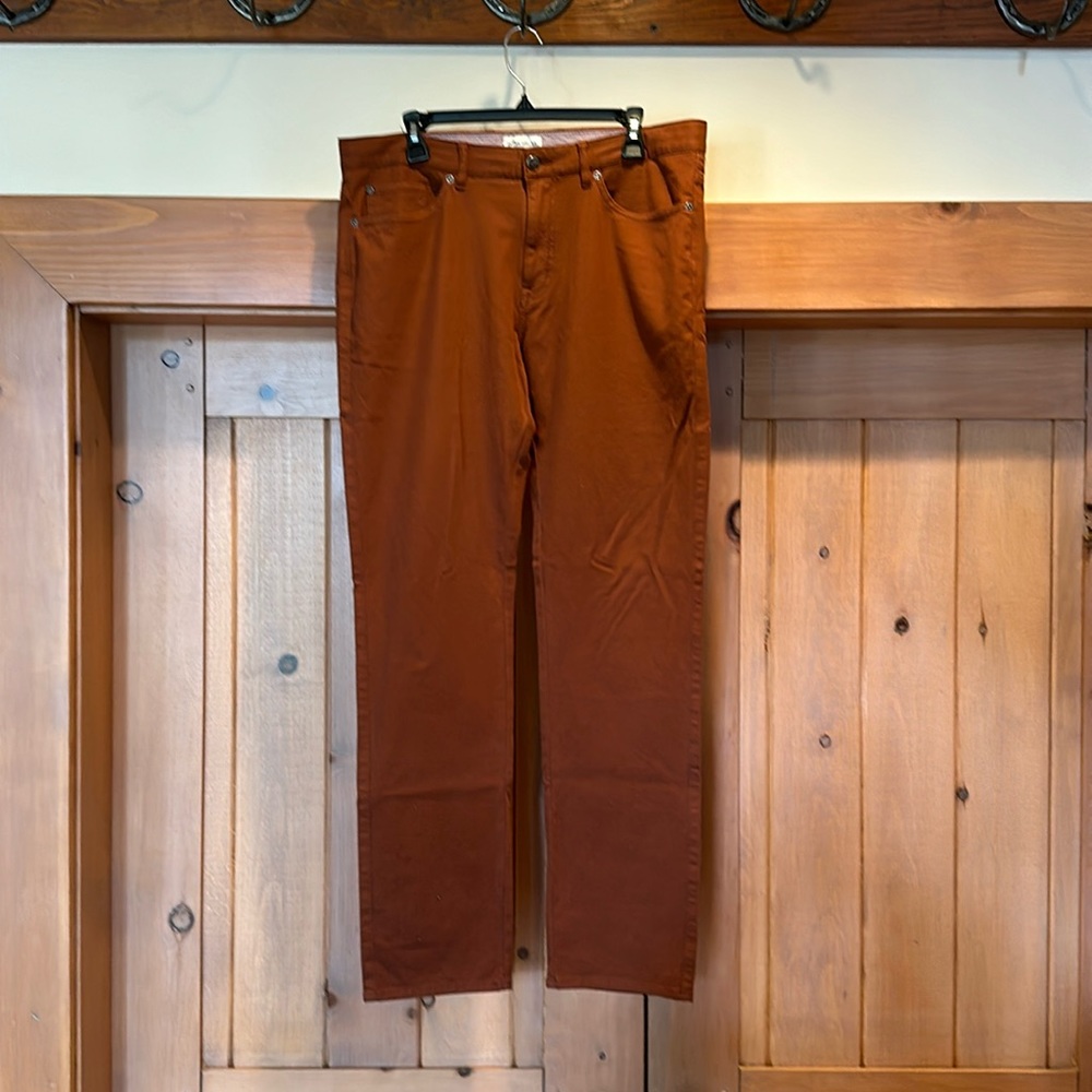 Peter Millar 35x31 Pants